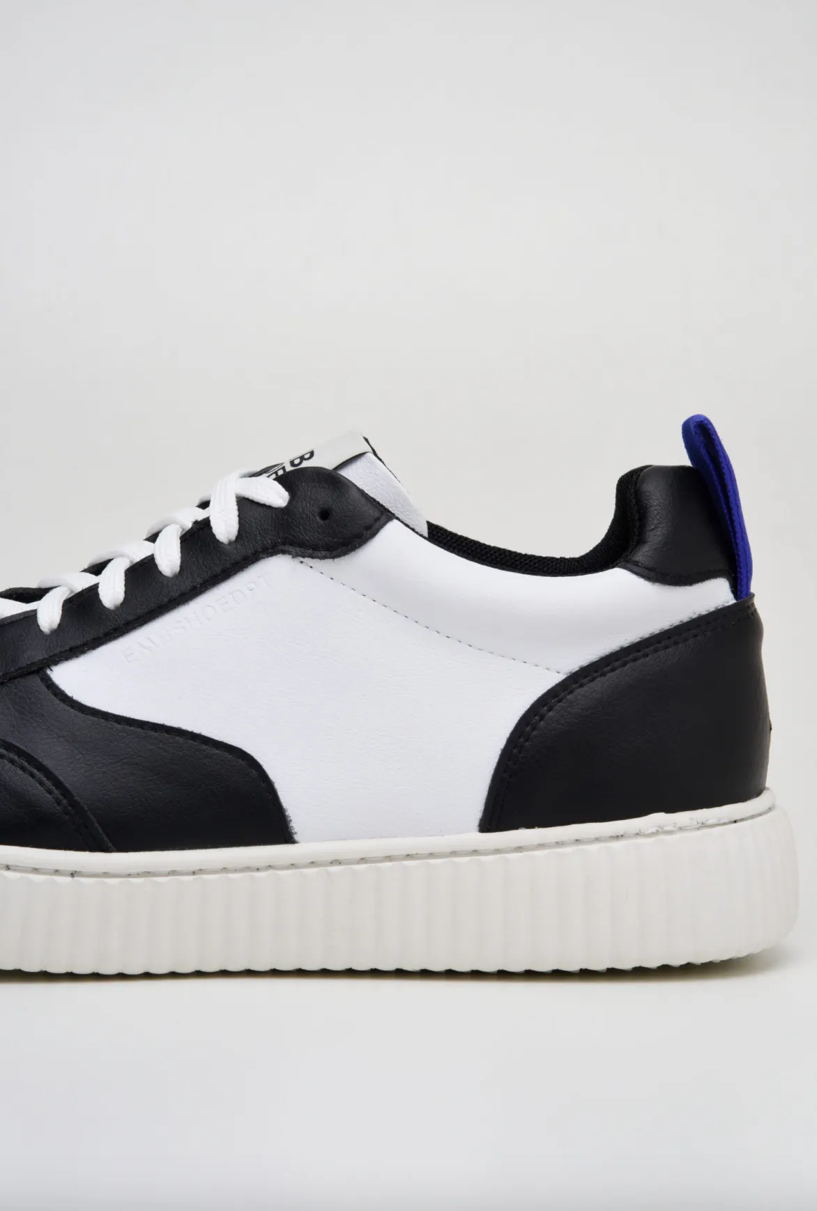 Embassy of Bricks   Logs - Lambeth Sneaker (vegan)
