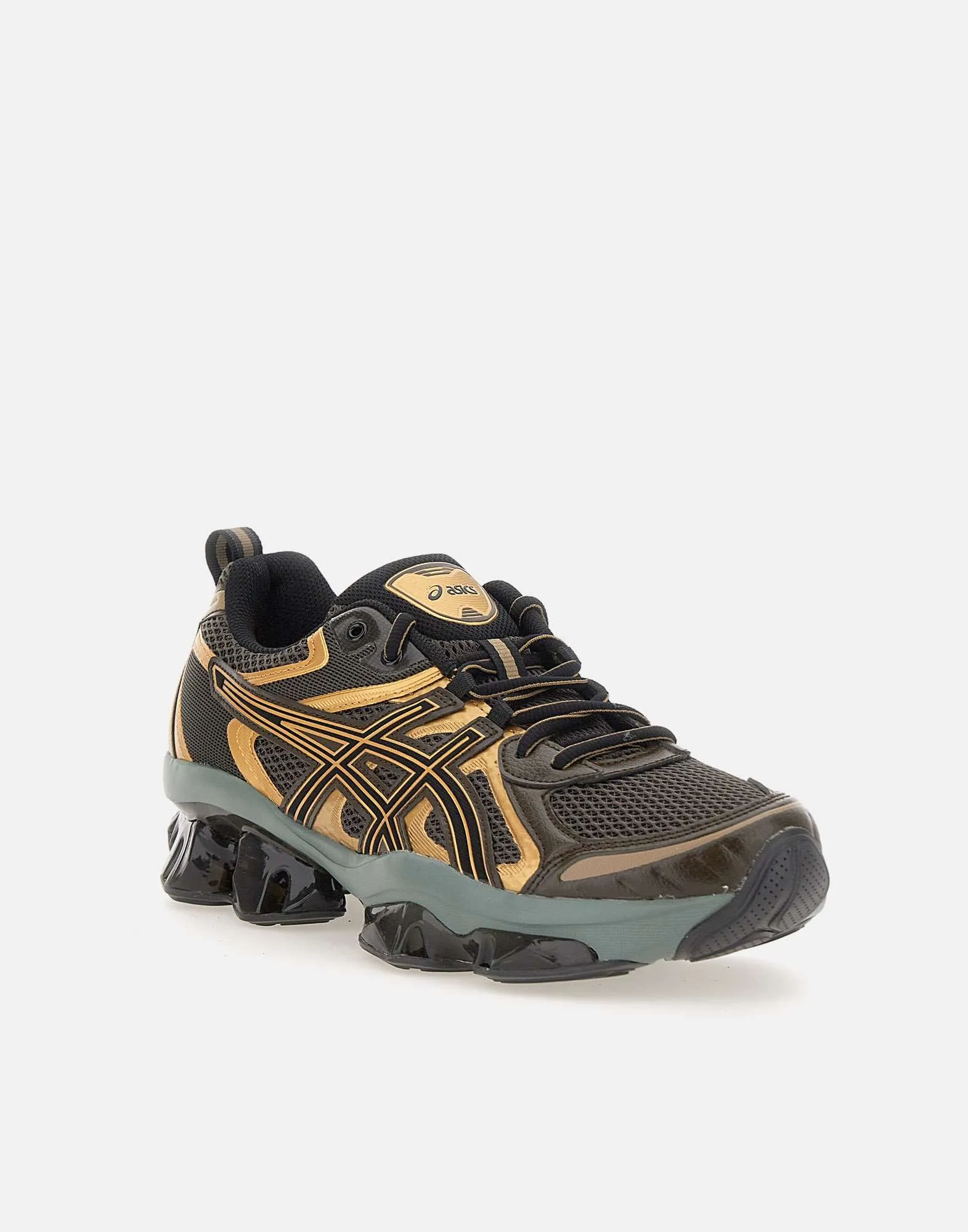 Gel Quantum Kinetic Black and Gold Sneakers