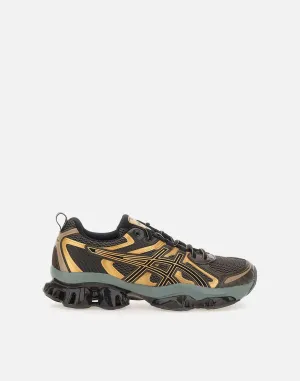 Gel Quantum Kinetic Black and Gold Sneakers