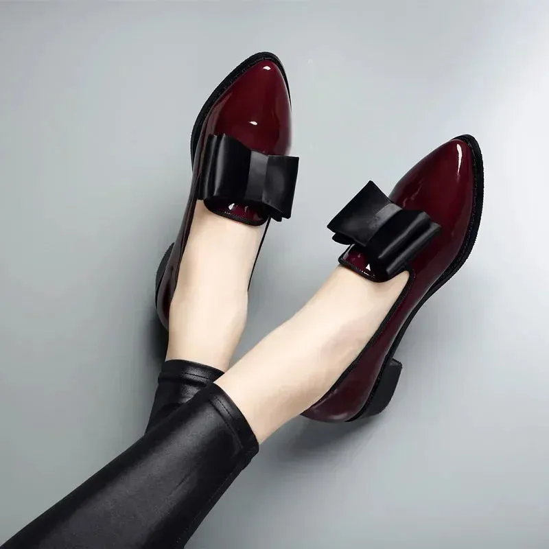 New Women's Loafers Bow Decor Pointed Toe Flat Shoes for Women Patent Leather Shallow Mouth Commuter Daily Casual Shoes