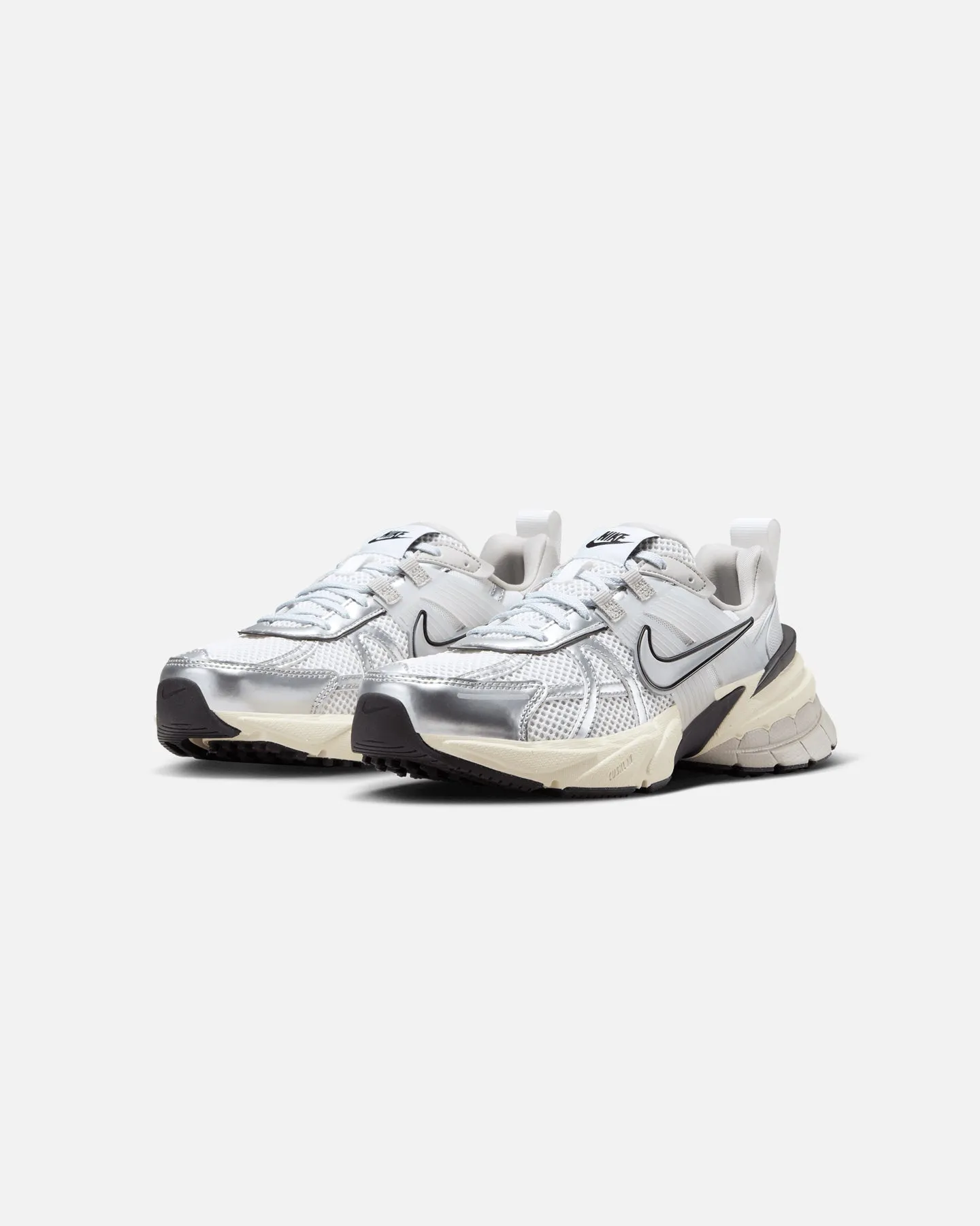 Nike Women's V2K Run Summit White/Metallic Silver