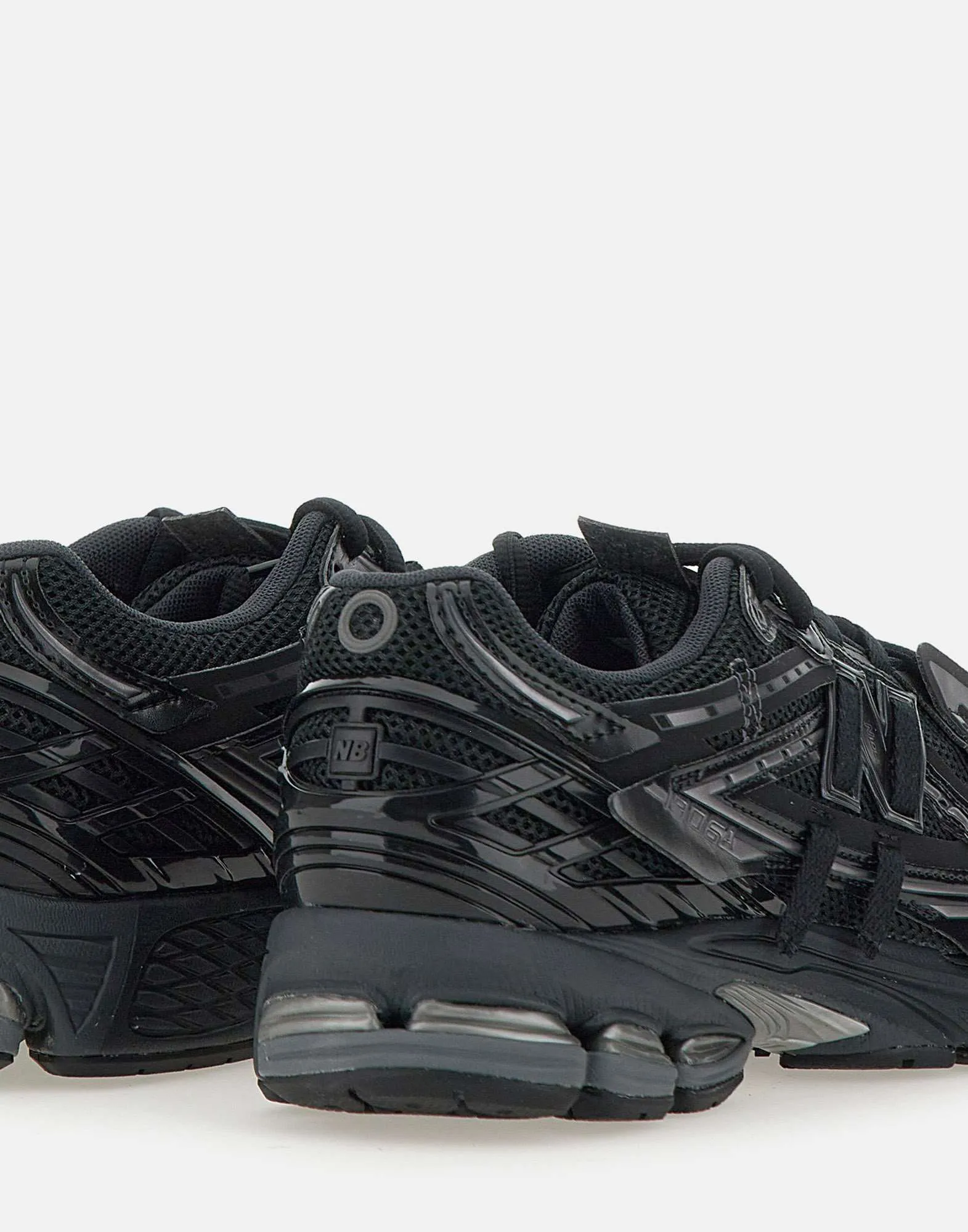Total Black Lace-Up Sneakers