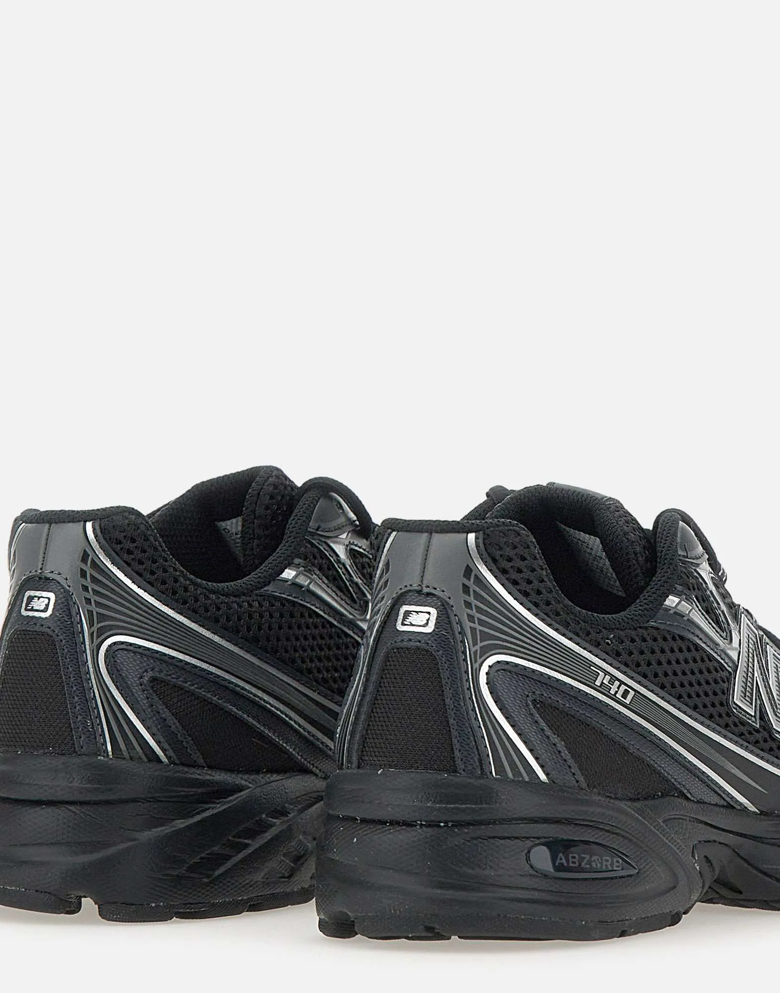 Total Black Sneakers