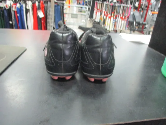 Used Adidas Black/Pink Size 2 1/2 Soccer Cleats