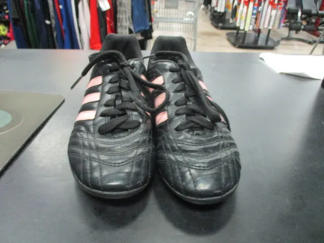 Used Adidas Black/Pink Size 2 1/2 Soccer Cleats