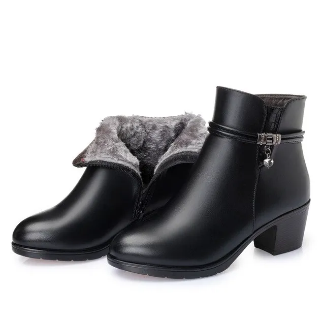 USS Shoes Bertha Women's Booties