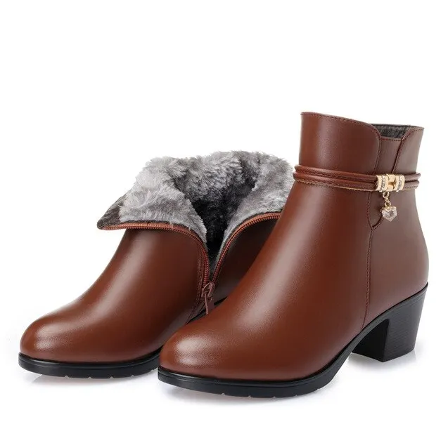 USS Shoes Bertha Women's Booties