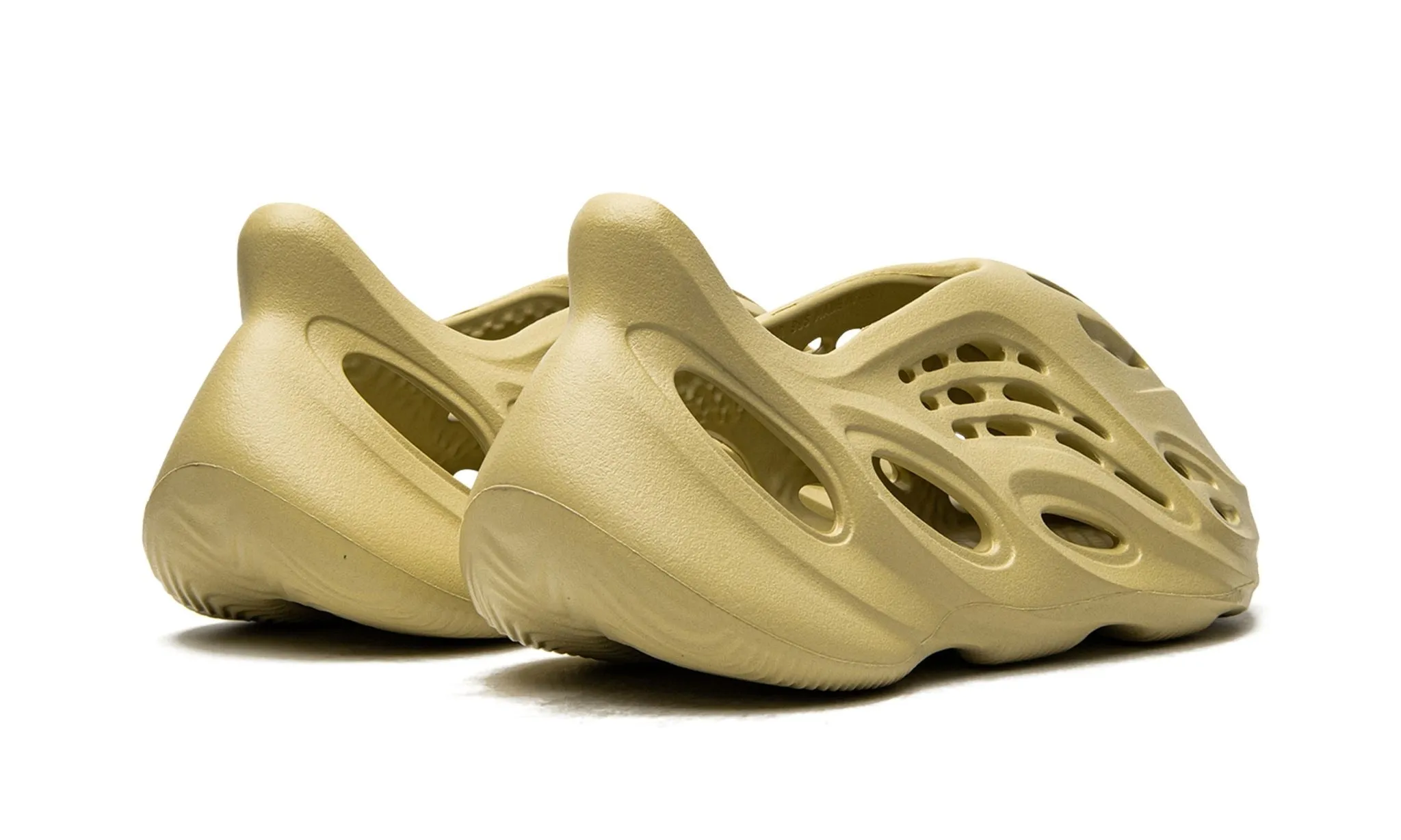 YEEZY FOAM RUNNER SULFUR